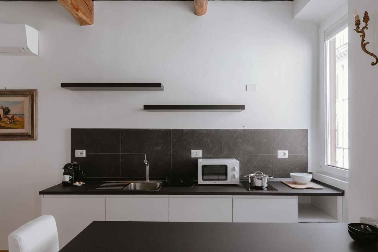 Charming Frattina - 2 Bathrooms New Apartment Рим Экстерьер фото